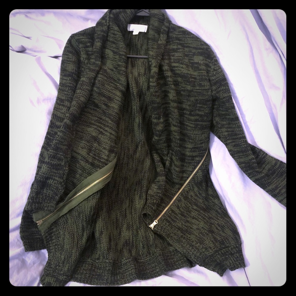 Heathered green sipper cardigan
